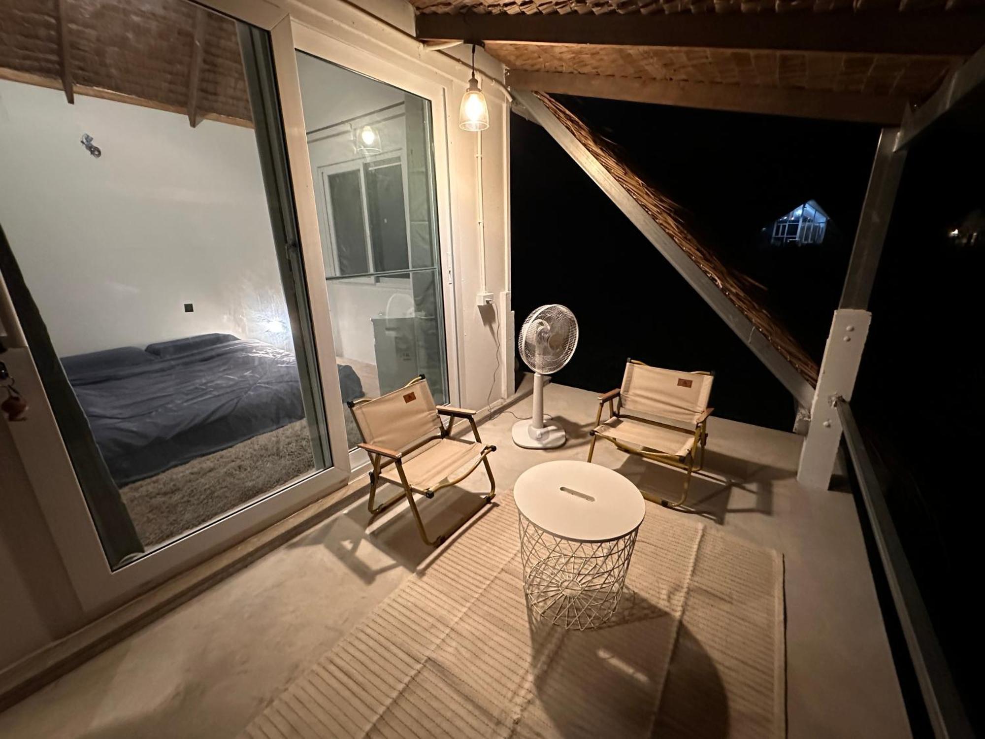 Royal Mountain View Vila Ratchaburi Exterior foto