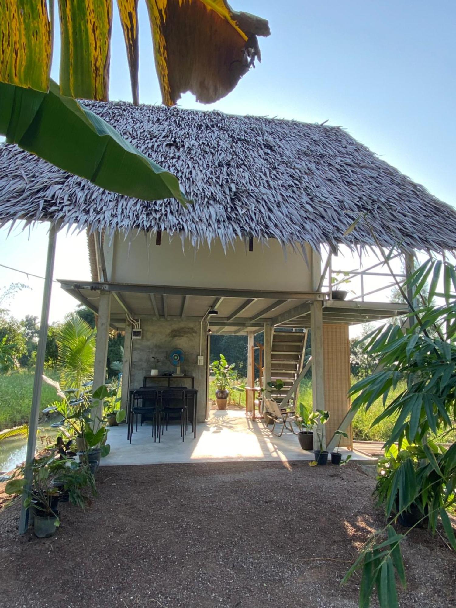 Royal Mountain View Vila Ratchaburi Exterior foto