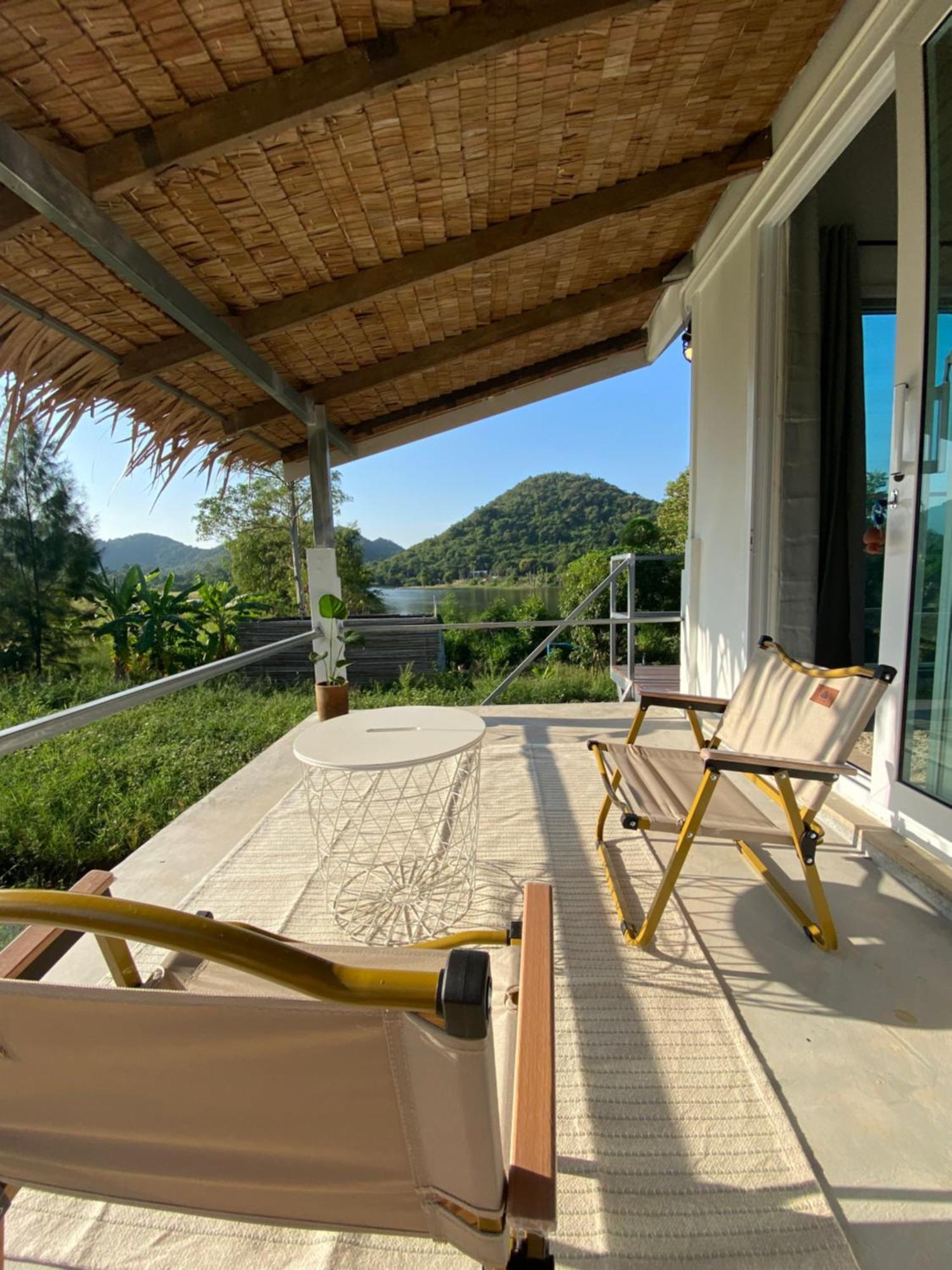 Royal Mountain View Vila Ratchaburi Exterior foto